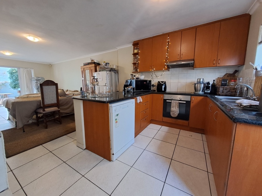 2 Bedroom Property for Sale in Big Bay Western Cape